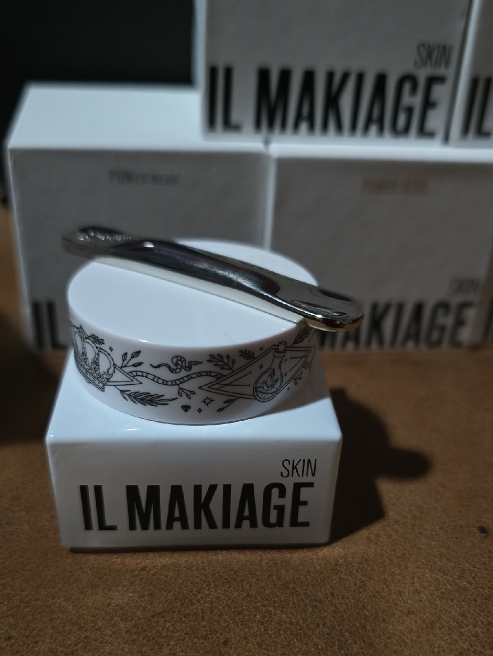 IL MAKIAGE Power Redo Anti-Aging Blur & Smooth Wrinkle Filler